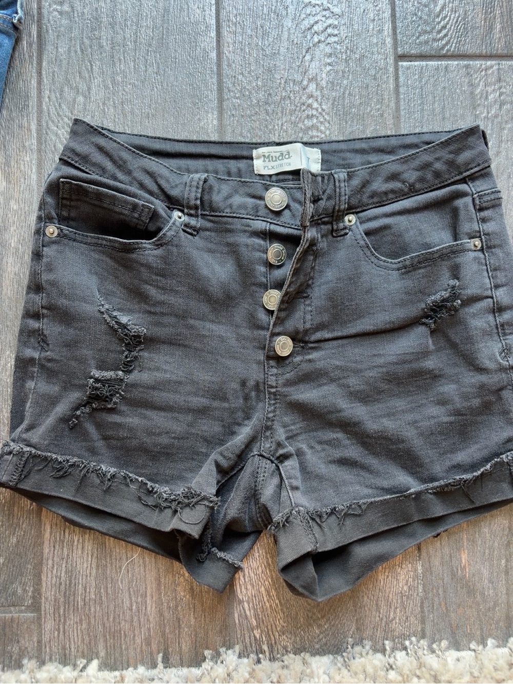 Mudd Flex Stretch Black Button Fly Distressed Denim Shorts Size 7
